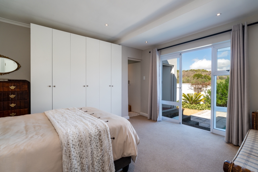 4 Bedroom Property for Sale in Kommetjie Western Cape